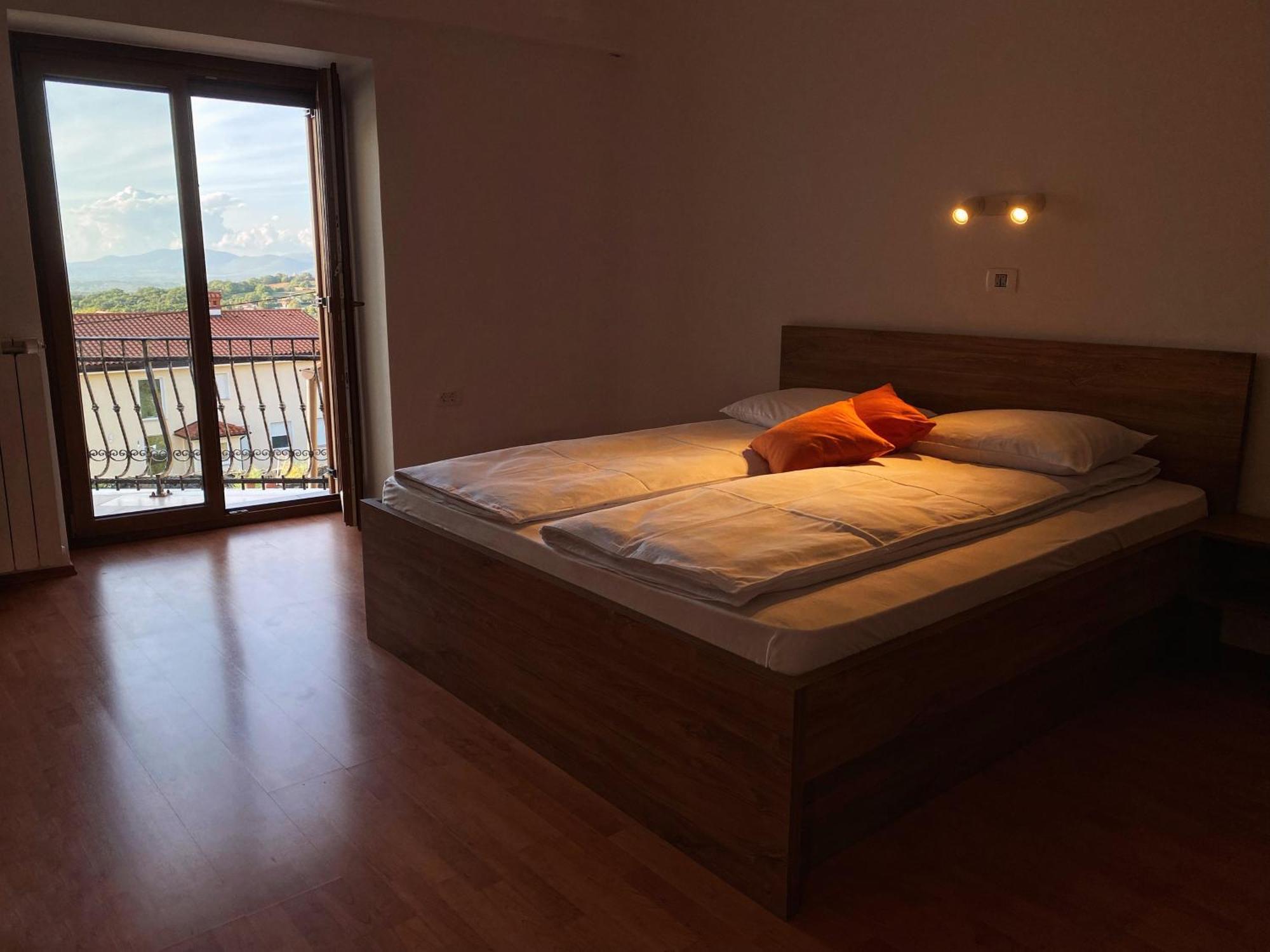 Apartma Domacija Bole * Sežana